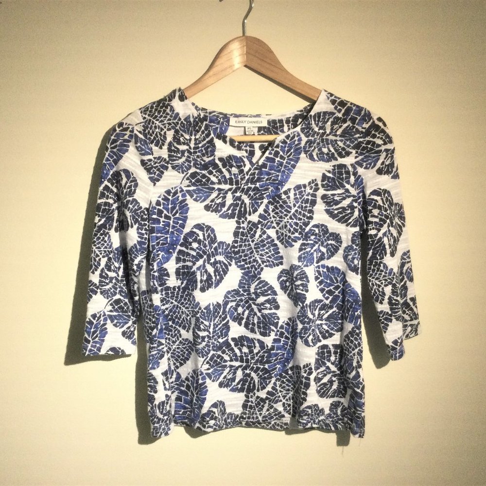 Emily Daniels - Leaf Print Shirt
